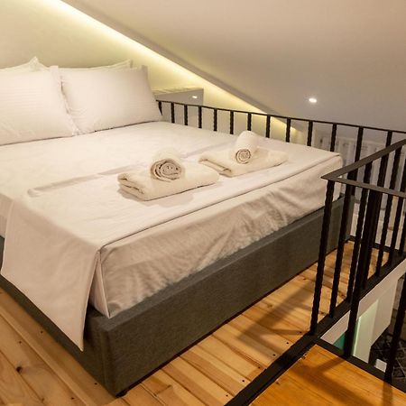 Cozy Loft-Blloku Downtown Hotel Tirana Kültér fotó