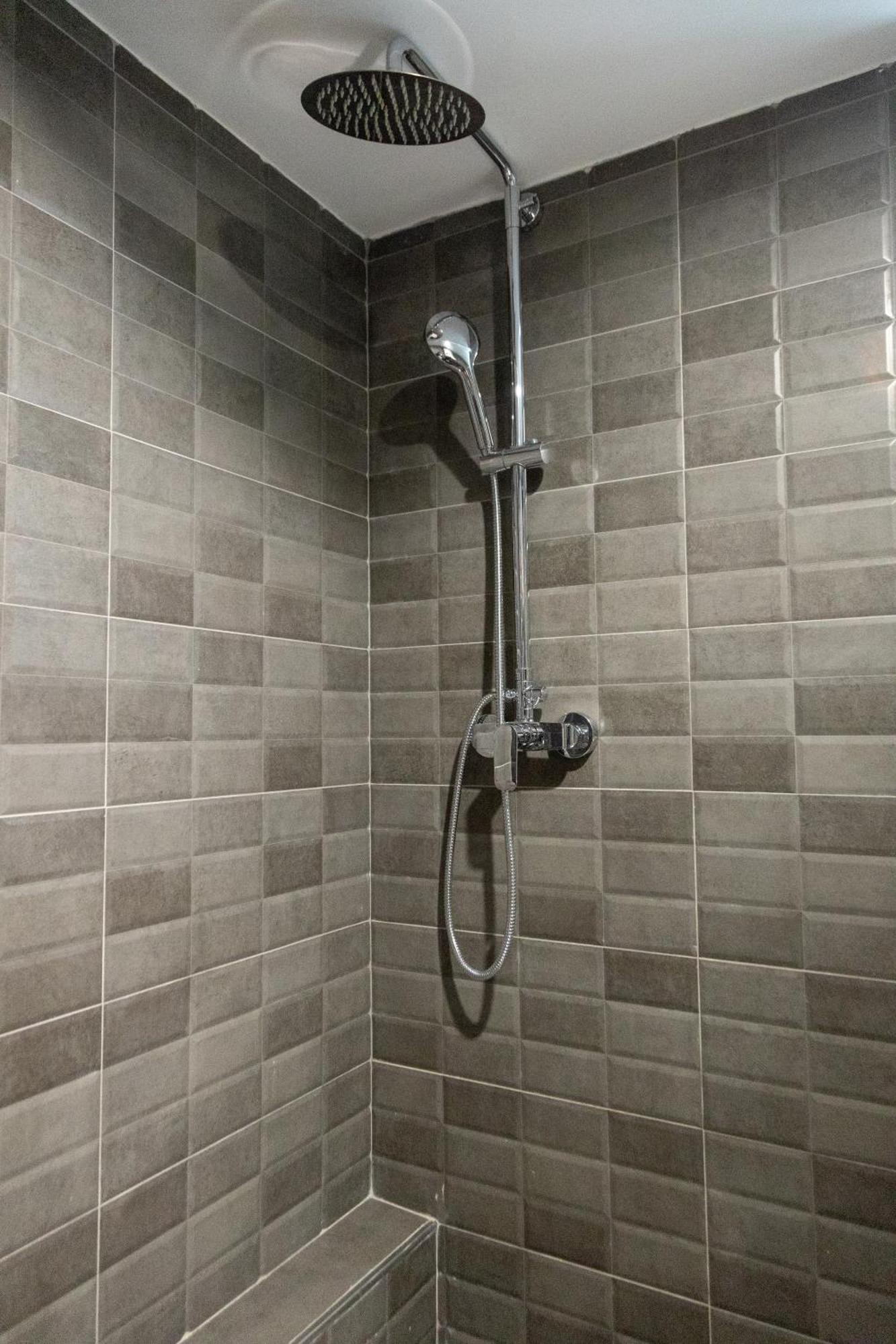 Cozy Loft-Blloku Downtown Hotel Tirana Kültér fotó